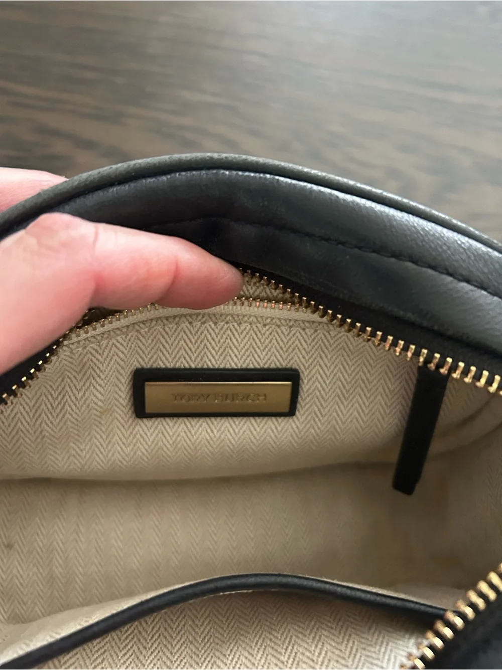 Tory Burch compact quilted